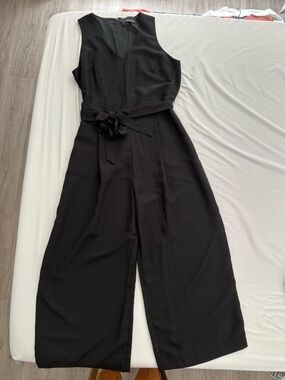 BANANA REPUBLIC Classic Black Sleeveless Jumpsuit with Tie Waist | Size 16 Tall
